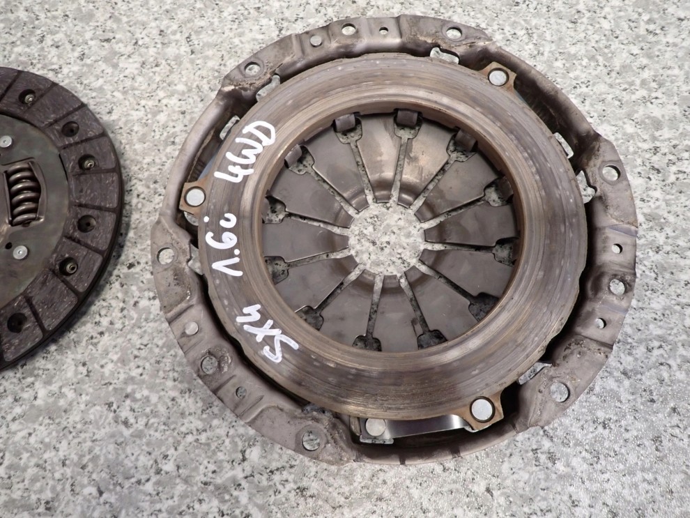 SUZUKI SX4 06-12 1.6i TARCZA DOCISK SPRZĘGŁA 7/8