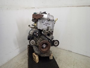 NISSAN MICRA K12 1.2i BENZYNA 02-09 SILNIK MOTOR CR12