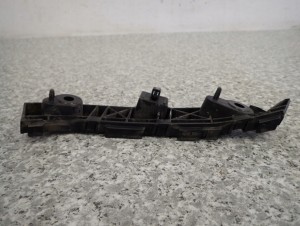 MAZDA 5 CW II 10- ŚLIZG ZDERZAKA PRZEDNI PRAWY 3/5 MINIATURA