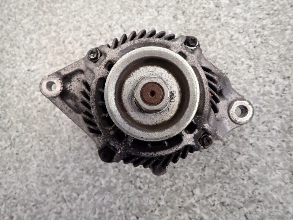 MITSUBISHI COLT 1.3i 04-12 ALTERNATOR 3/6