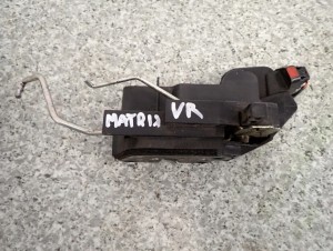 HYUNDAI MATRIX 02-10 ZAMEK PRZEDNI PRAWY