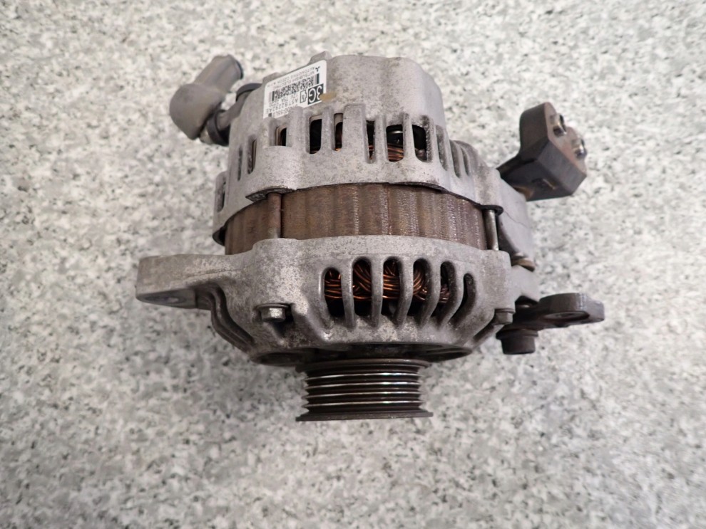 SUZUKI SX4 SEDICI 06-13 1.5i BENZYNA ALTERNATOR 4/7