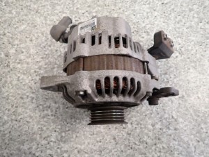 SUZUKI SX4 SEDICI 06-13 1.5i BENZYNA ALTERNATOR 4/7 MINIATURA