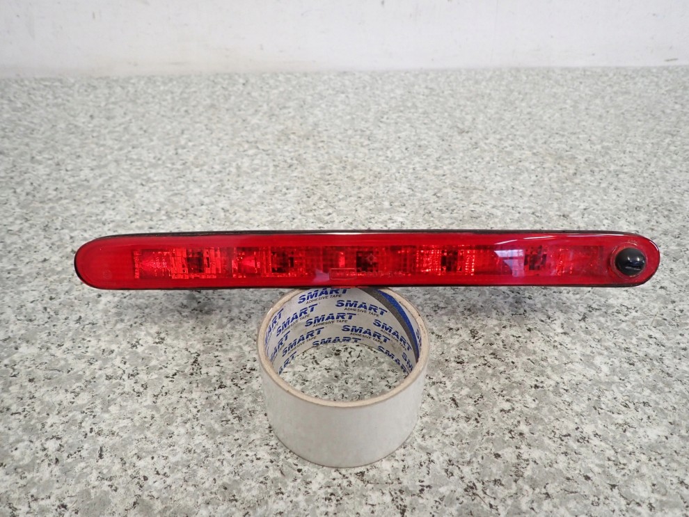 SUZUKI ALTO NISSAN PIXO 09- LAMPA 3-ci STOP 1/4