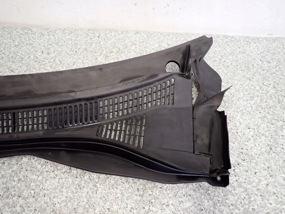 SUZUKI SWIFT 04-10 PODSZYBIE LEWE PLASTIKOWE 3/6