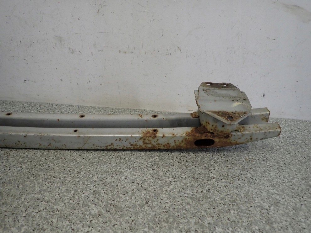 TOYOTA COROLLA VERSO 04-08 BELKA ZDERZAKA TYŁ 6/6