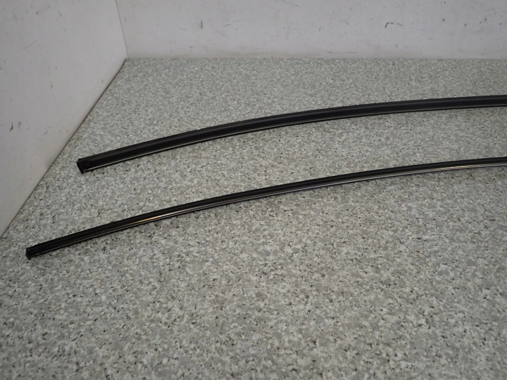 HYUNDAI IX20 HB 5D 09- LISTWA DACHOWA LEWA LUB PRAWA 5/6