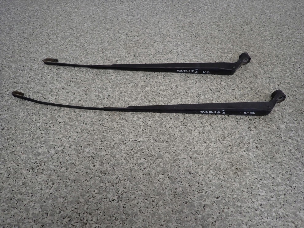 TOYOTA YARIS I 99-05 RAMIE WYCIERACZKI PRZEDNIE LEWE LUB PRAWE 1/3