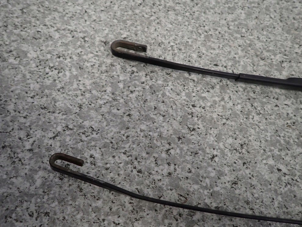 TOYOTA YARIS I 99-05 RAMIE WYCIERACZKI PRZEDNIE LEWE LUB PRAWE 3/3