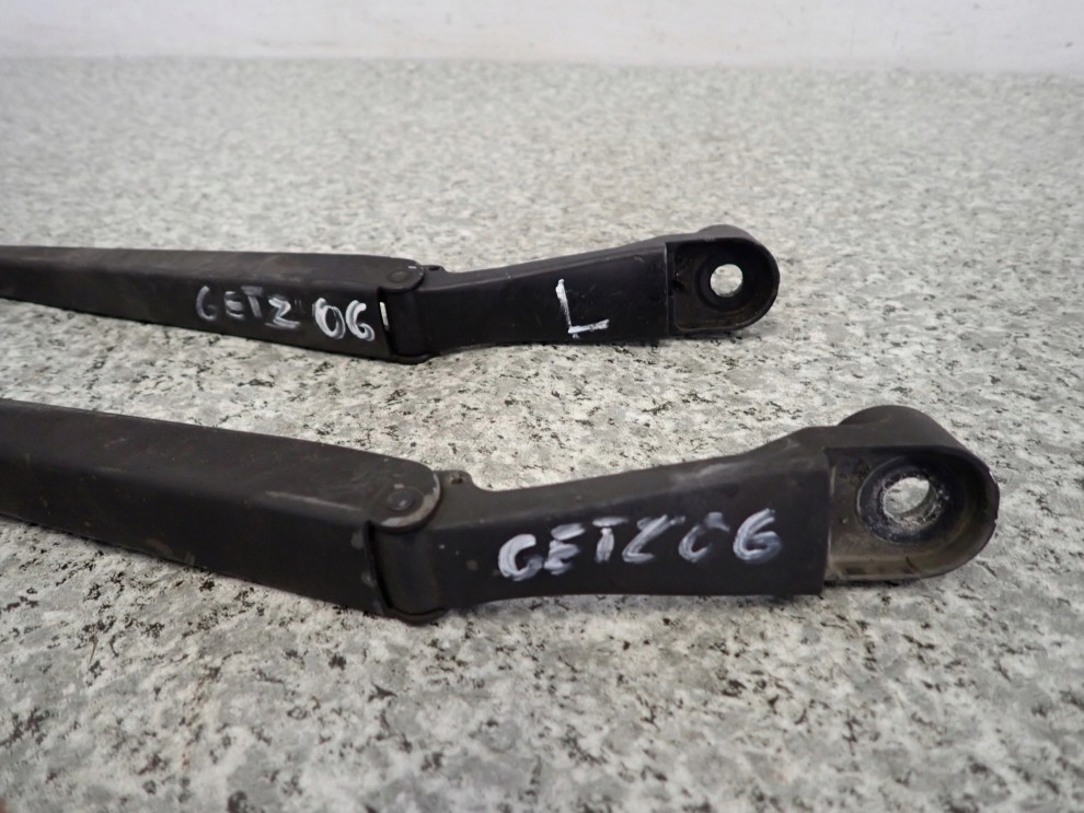 HYUNDAI GETZ 06-10 CRDI RAMIE WYCIERACZKI PRZEDNIE LEWE LUB PRAWE 2/4