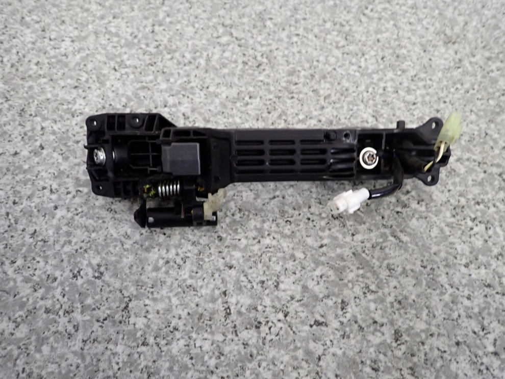 GRAND VITARA II 05-12 KLAMKA PRAWA PRZEDNIA KEYLESS 4/5
