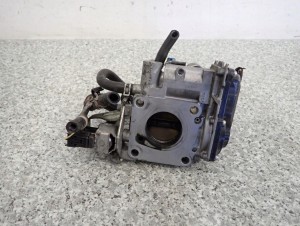 HONDA JAZZ III 1,3i 08-14 PRZEPUSTNICA POWIETRZA 4/6 MINIATURA