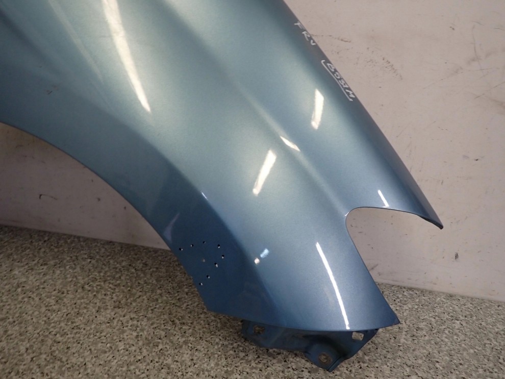 HONDA FR-V FRV BŁOTNIK PRZEDNI PRAWY B531M 6/16