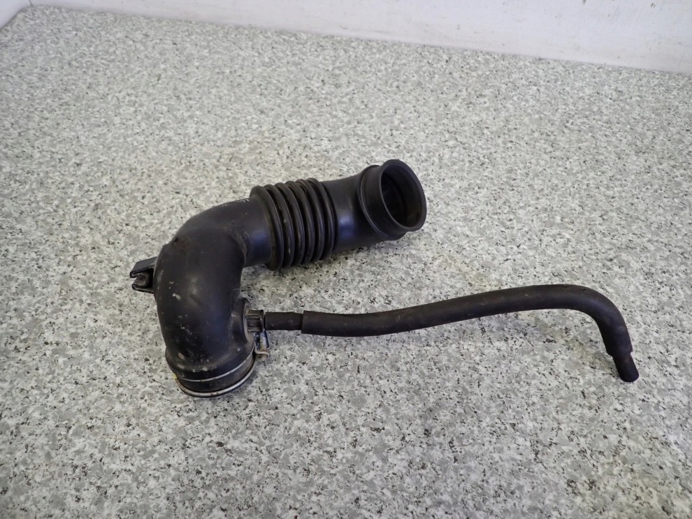 MITSUBISHI LANCER VIII 1.5i 08- RURA DOLOTU POWIETRZA 4/5