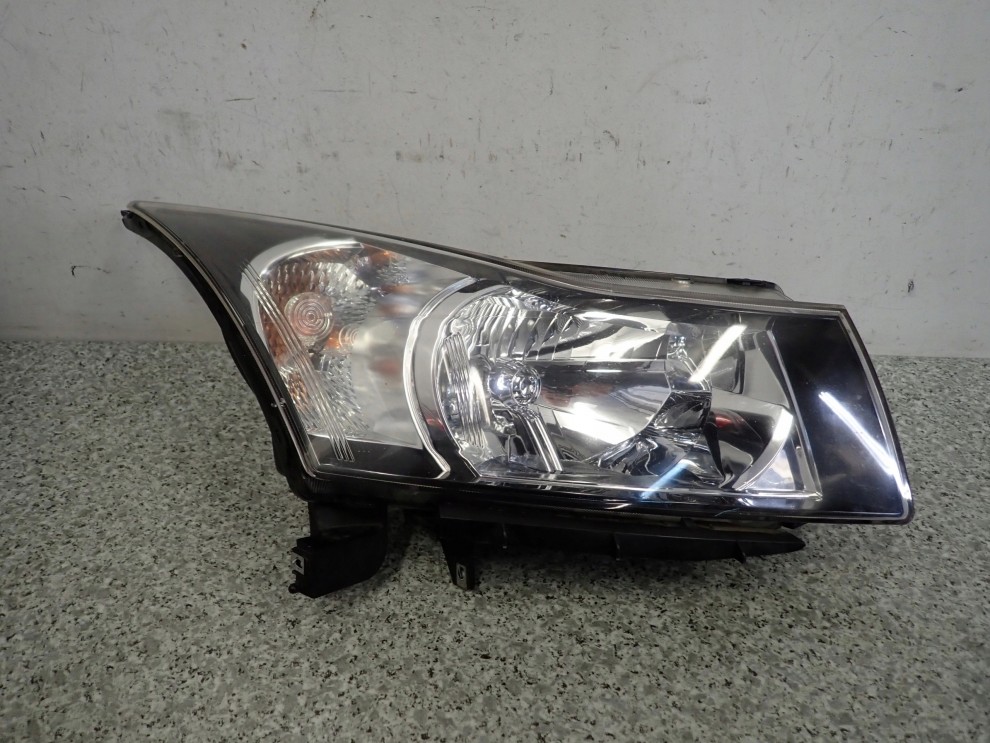 CHEVROLET CRUZE 08- LAMPA PRZEDNIA PRAWA REFLEKTOR 1/7