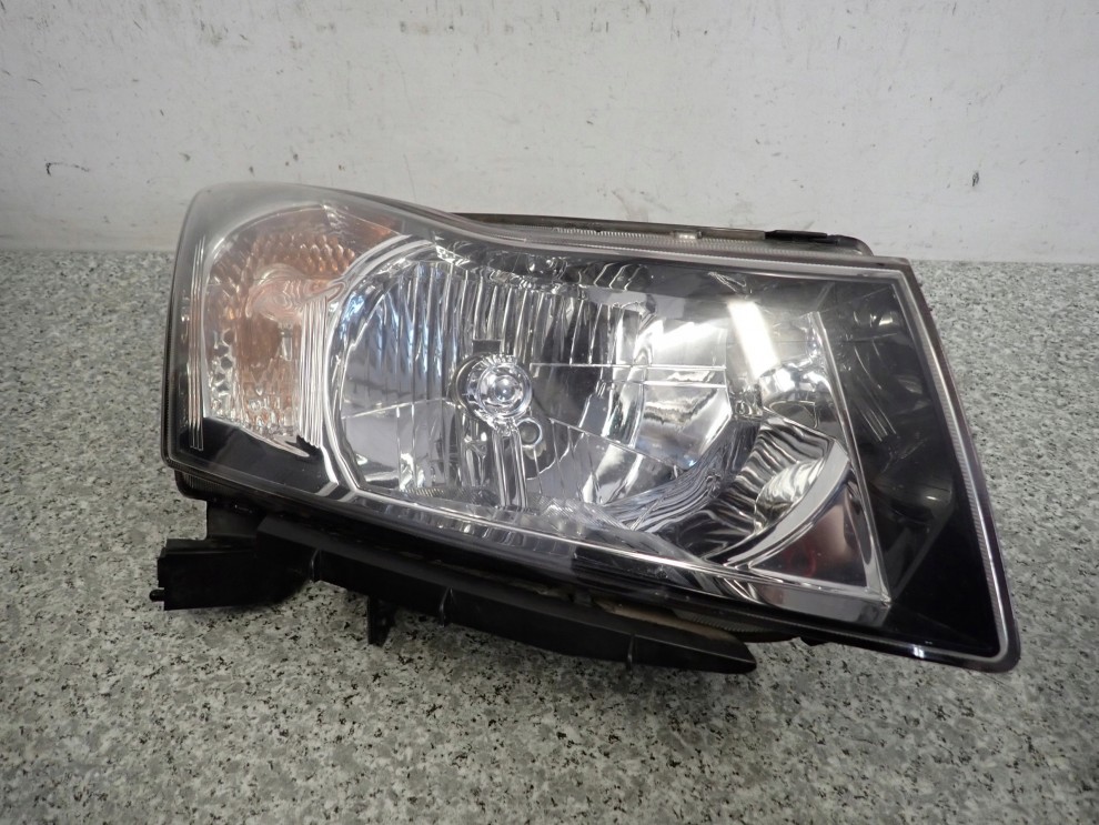 CHEVROLET CRUZE 08- LAMPA PRZEDNIA PRAWA REFLEKTOR 3/7