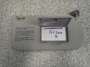 HYUNDAI TUCSON 04- DASZEK PRZECIWSŁONECZNY PRAWY 2/4 MINIATURA