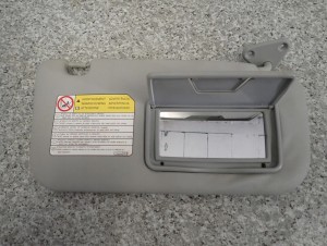 MITSUBISHI LANCER VIII 08- DASZEK PRZECIWSŁONECZNY PRAWY 2/6 MINIATURA