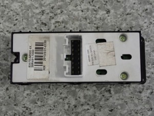 HYUNDAI i40 11-18 PANEL SZYB PRZEDNI LEWY 3/5 MINIATURA