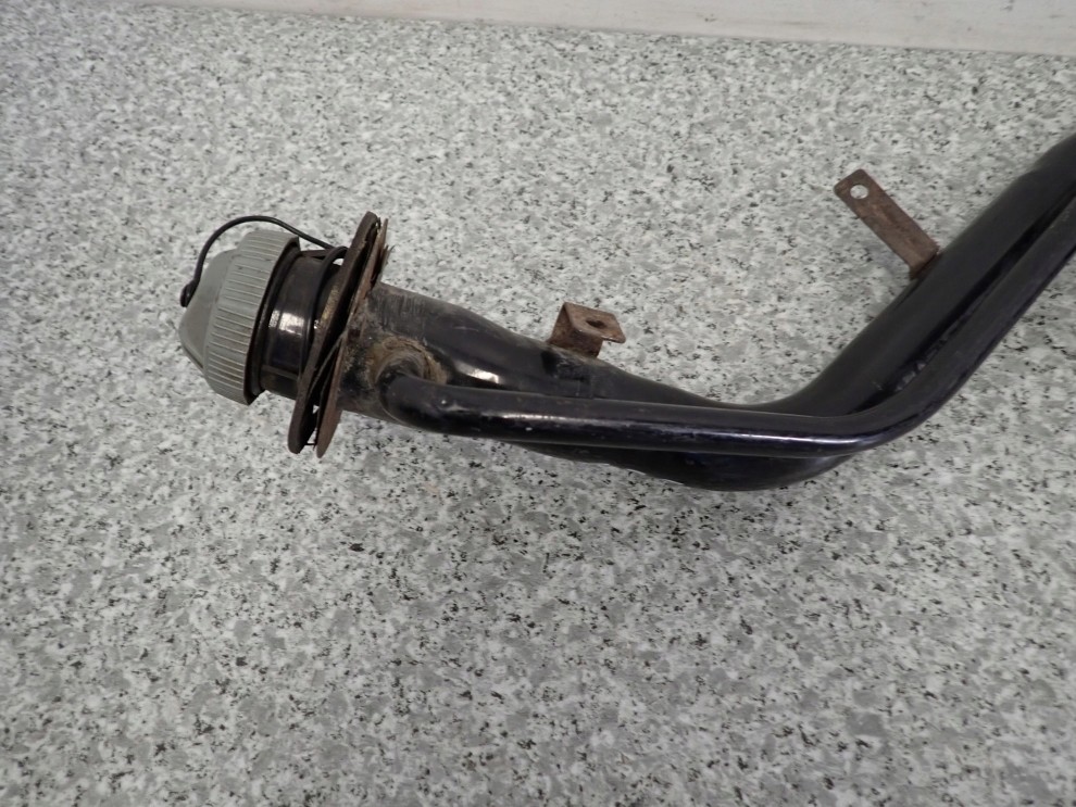 MAZDA 323 BJ DIESEL RURA WLEWU PALIWA 7/8
