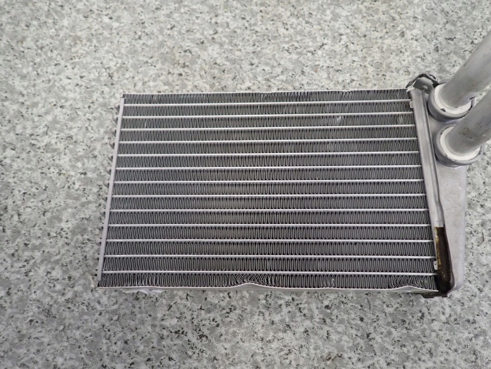 TOYOTA AYGO 05-12 NAGRZEWNICA RADIATOR 5/7