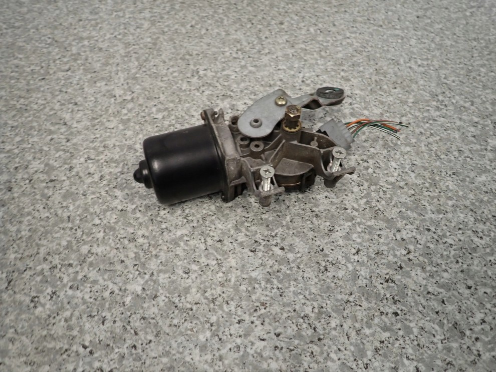 NISSAN ALMERA N16 03- SILNICZEK WYCIERACZEK PRZÓD 1/3