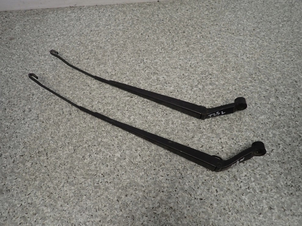TOYOTA AVENSIS T25 03- RAMIĘ WYCIERACZKI PRZEDNIE LEWE LUB PRAWE 1/6