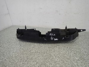 MAZDA 323 BJ 97-00 ATRAPA GRILL ORYGINALNA 6/8 MINIATURA