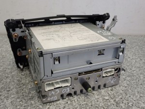 MAZDA 3 MAZDA3 BK 03-05 RADIO CD 3/5 MINIATURA