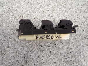 AVENSIS VERSO 01- PANEL SZYB PRZEDNI LEWY 2/4 MINIATURA