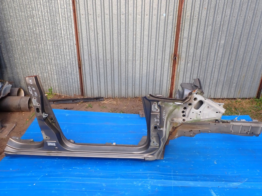 MITSUBISHI COLT 04-12 5d PRÓG PRAWY PODŁUŻNICA 1/9