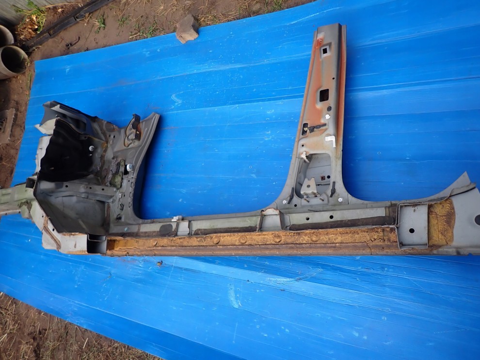 MITSUBISHI COLT 04-12 5d PRÓG PRAWY PODŁUŻNICA 6/9