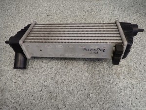 HYUNDAI ACCENT 1.5d 00-05 INTERCOOLER 2/5 MINIATURA