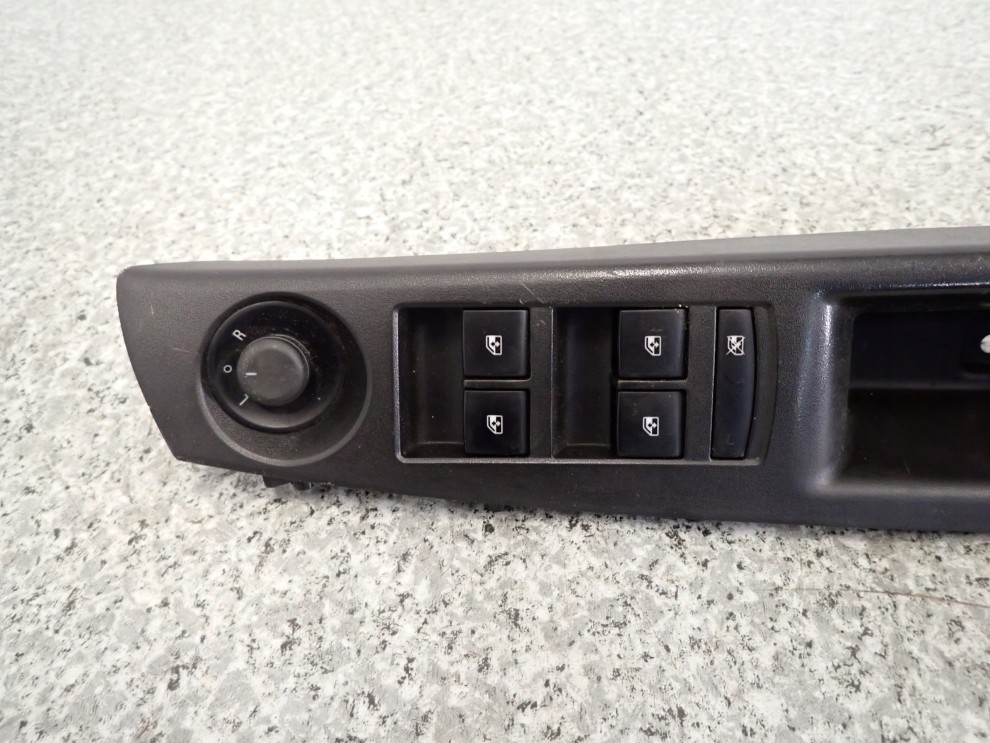 CHEVROLET CRUZE 08-12 PANEL SZYBY PRZEDNI LEWY 6/6