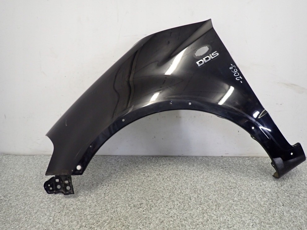 SUZUKI SX4 06-12 BŁOTNIK PRZEDNI LEWY ZCE 1/10