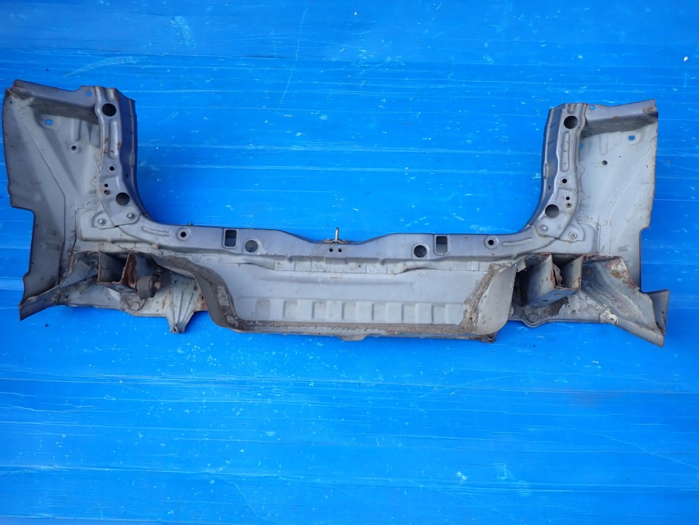 TOYOTA COROLLA VERSO 01-03 PAS TYLNY 6/6