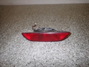 NISSAN NOTE E11 06-11 LAMPA PRZECIWMGIELNA TYŁ