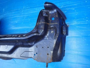 MAZDA 626 GF 5d 97-01 PAS TYLNY 2/8 MINIATURA