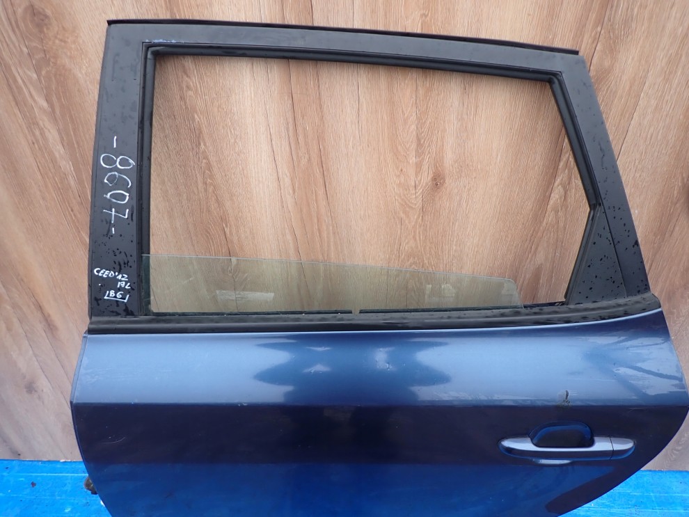 KIA CEED I KOMBI 07-12 DRZWI TYLNE LEWE B6 6/9