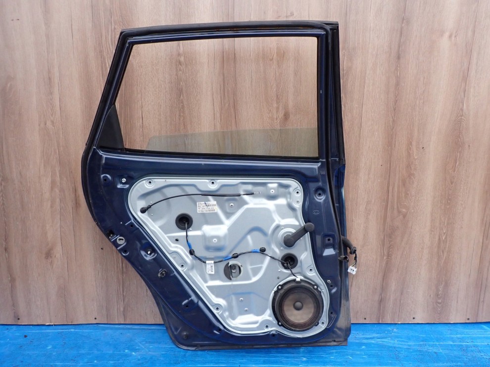 KIA CEED I KOMBI 07-12 DRZWI TYLNE LEWE B6 7/9