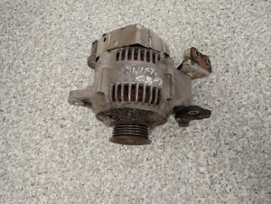 SUZUKI SWIFT 1.3 BENZ 05-09 ALTERNATOR 2/9 MINIATURA