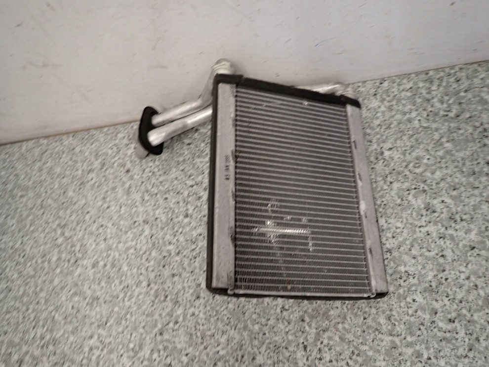 TOYOTA COROLLA E11 97-01 NAGRZEWNICA RADIATOR 3/8