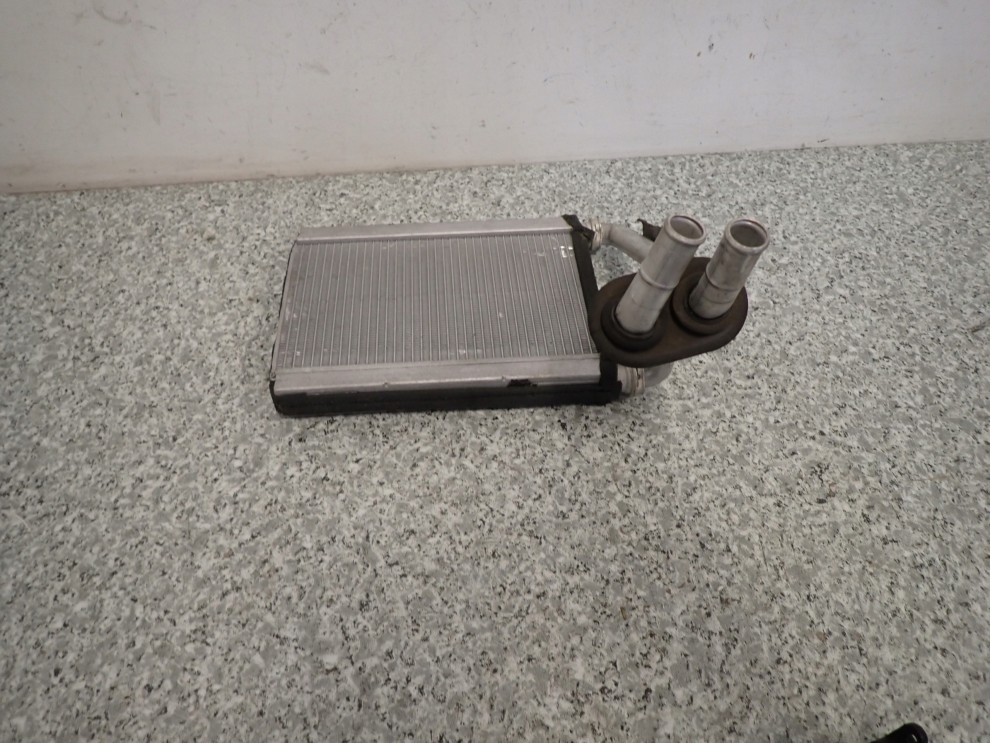 TOYOTA COROLLA E11 97-01 NAGRZEWNICA RADIATOR 6/8