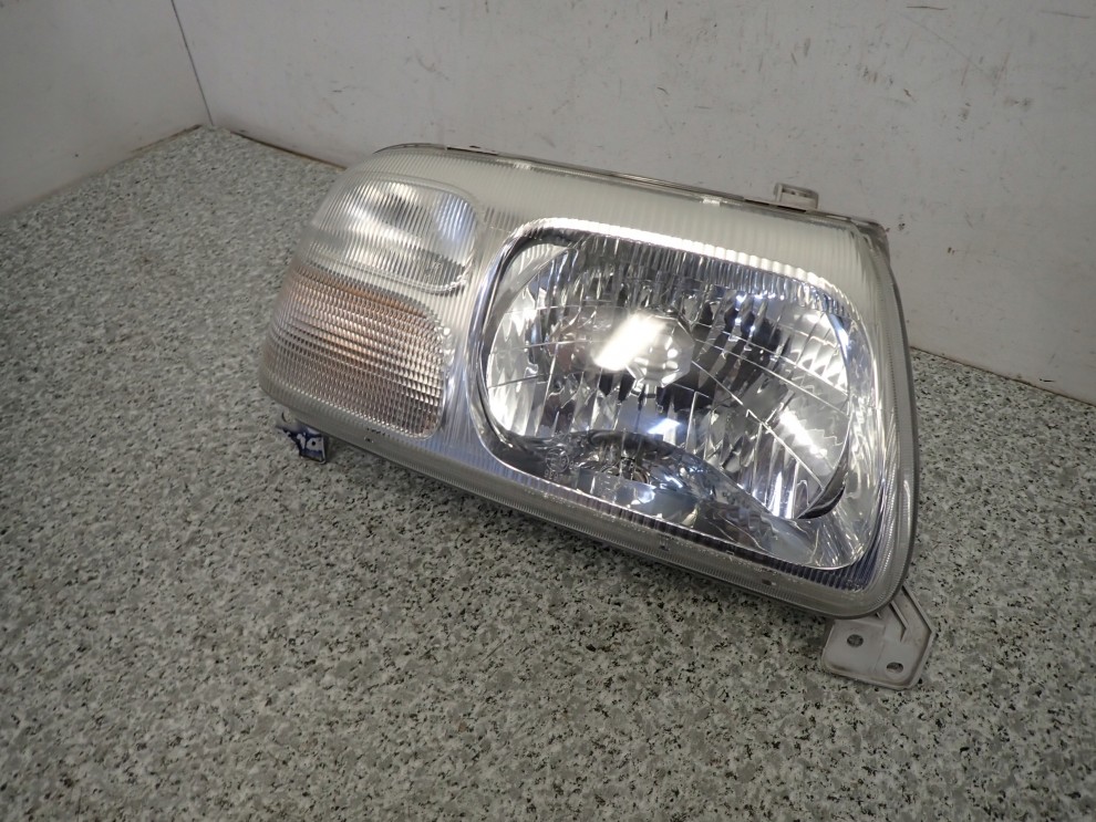 SUZUKI GRAND VITARA I 99- 05 LAMPA REFLEKTOR PRAWY EUROPA KOMPLETNY 4/9