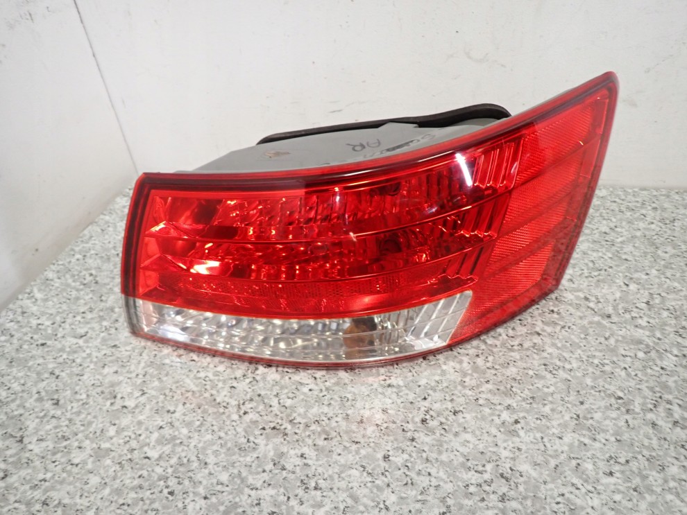 HYUNDAI SONATA 05-09 LAMPA TYLNA PRAWA 4/9