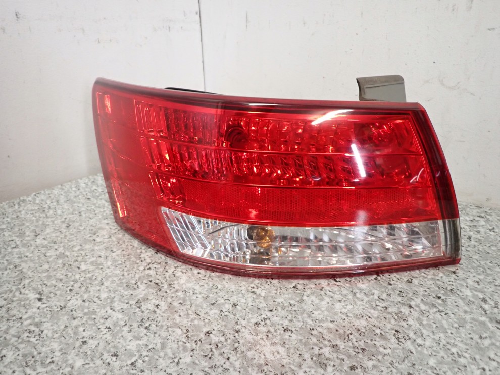 HYUNDAI SONATA 05-09 LAMPA TYLNA LEWA 2/5