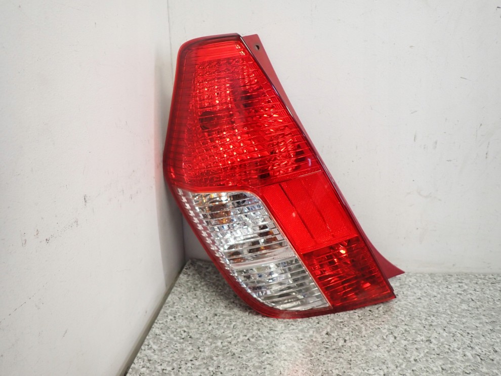 HYUNDAI i10 07-10 LAMPA TYLNA LEWA 1/5