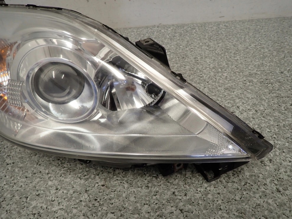 MAZDA 5 MAZDA5 07-10 LAMPA PRZEDNIA PRAWA REFLEKTOR 4/14