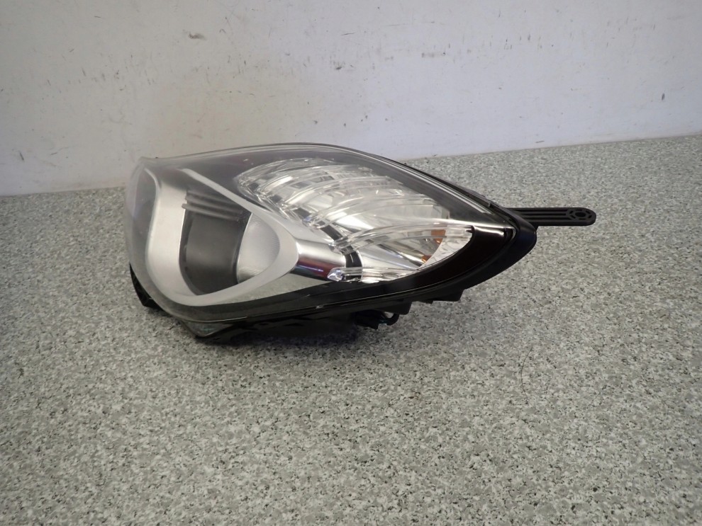 HYUNDAI IX20 HB 09- REFLEKTOR LAMPA PRZEDNIA LEWA EUROPA 10/14