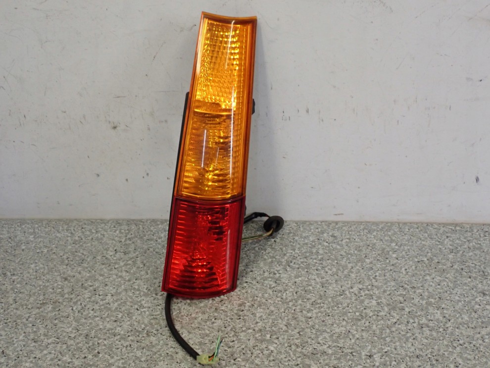 SUZUKI IGNIS 03-07 LAMPA TYLNA LEWA LUB PRAWA 4/6